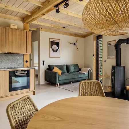 Willa Sankakkei 1 - Lewy Brzeg Narwi