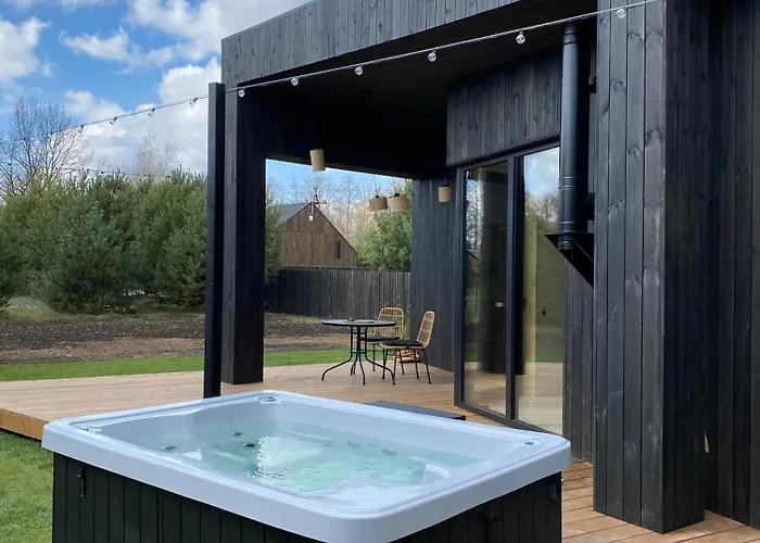 Sankakkei 1 - Lewy Brzeg Narwi Willa *